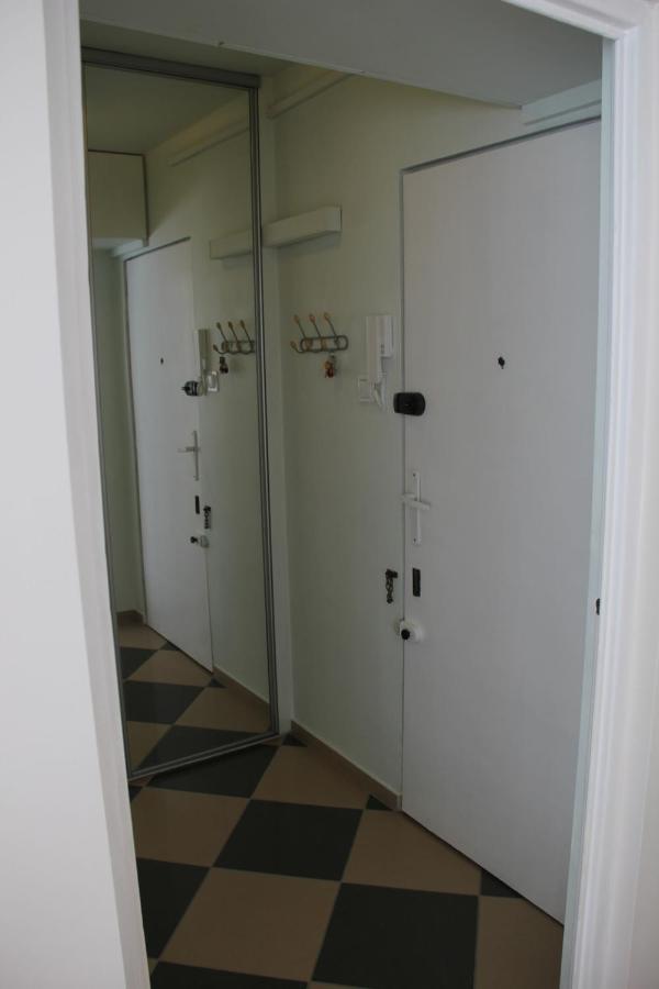 Przytulny, Spokojny, Wyposazony Apartment